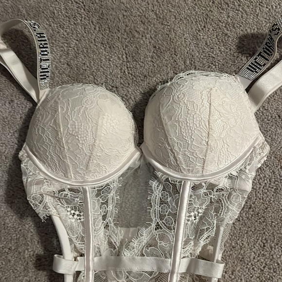 Victorias Secret Lingerie - Picture 2 of 3